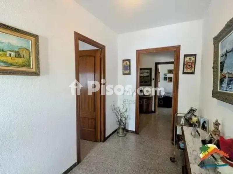 Entrée - Chalet with Sea Views and Pool in Mont Ferrant