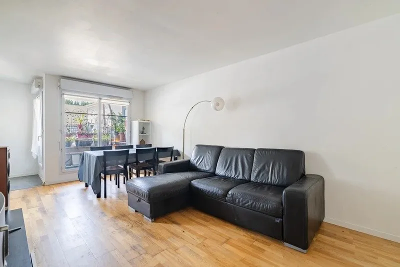 Séjour - Appartement avec Loggia et Parking dans Résidence Sécurisée à Juvisy