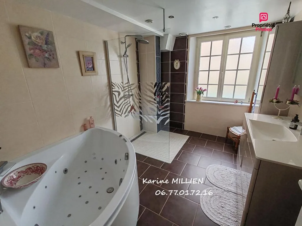 Bagni - Classified Timber-Framed House in Nonancourt