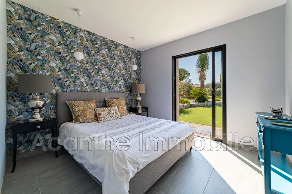 Magamistoad - Contemporary House with Pool near Saint-Mathieu-De-Treviers