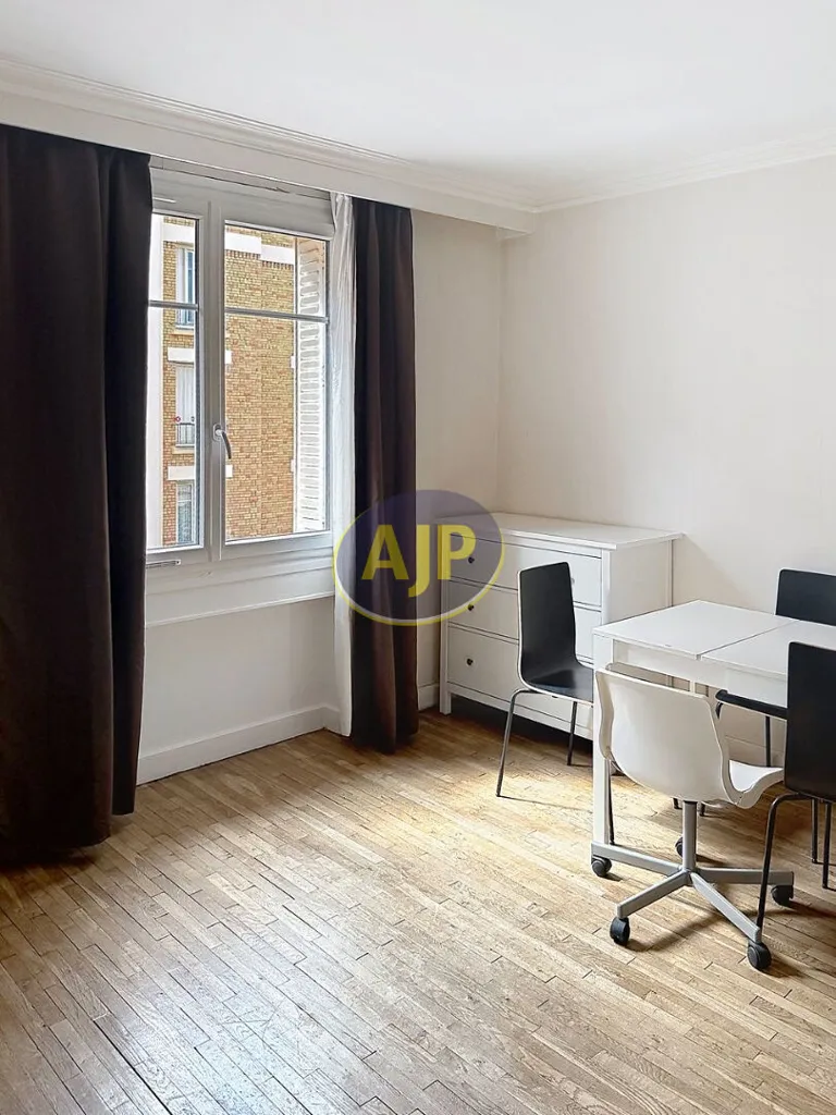 Appartement 3 pièces à Courbevoie