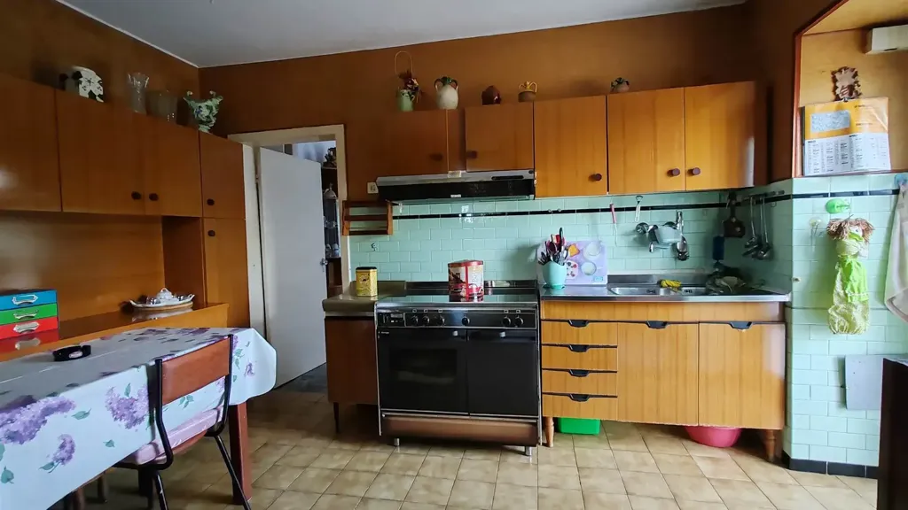 Cuisine - 11.5-Room House with Double Garage in Guardiagrele
