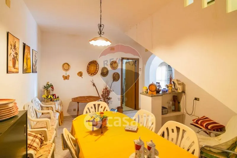 Salle à manger - Bifamiliar Villa with Garden in Caltanissetta
