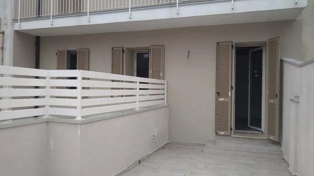 Balcone - Rustic-Style Apartment with Terrace in Guastalla