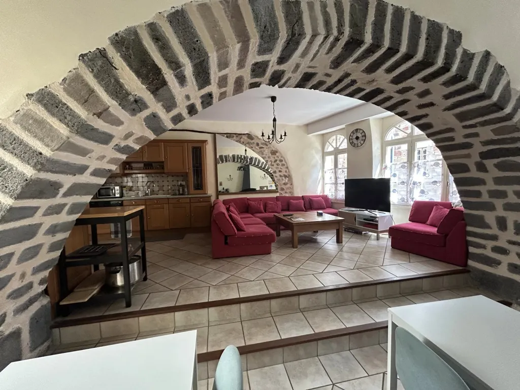 Rooms - Character House with Courtyard in Brioude