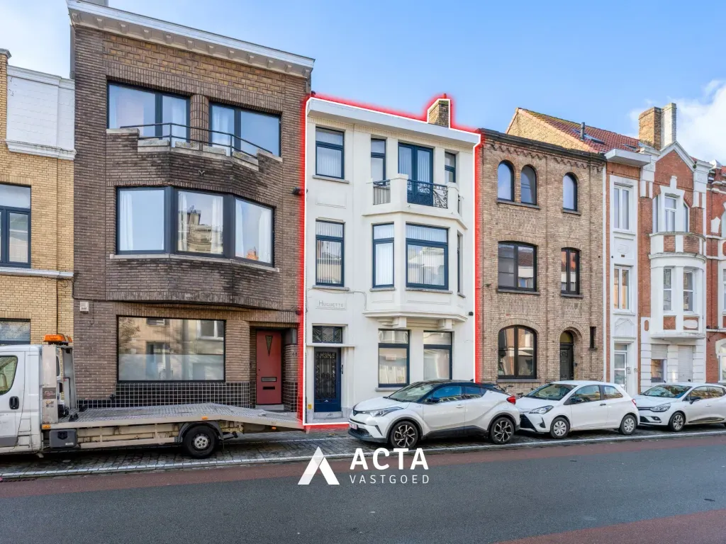 Extérieur - Maison Caractéristique avec Terrasse à Oostende