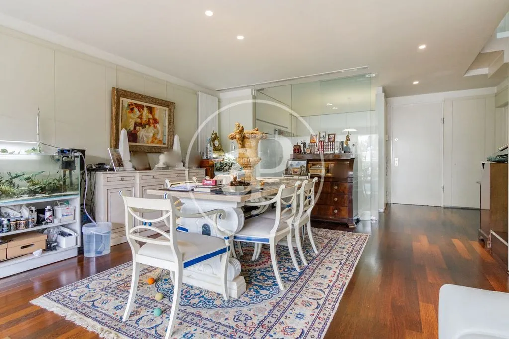 Söögituba - Luxury Villa with Pool in Chamartin, Madrid