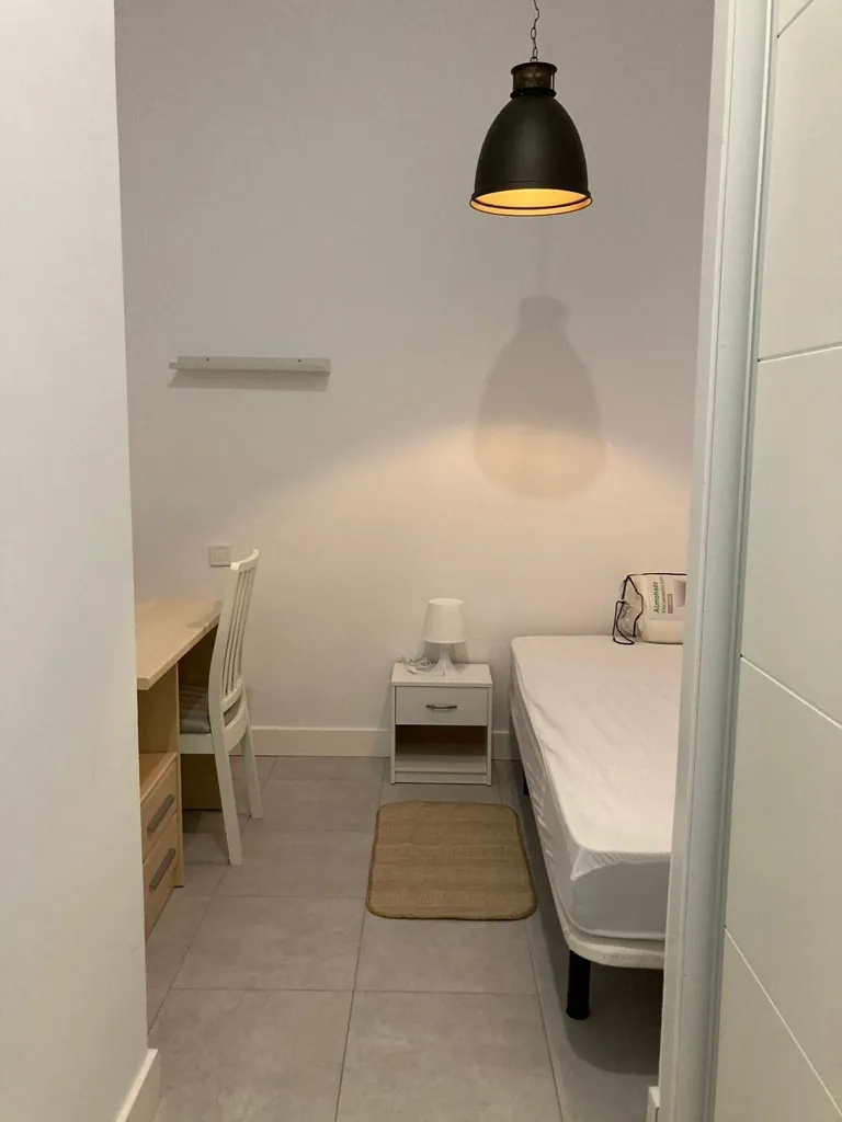 Chambres - Refurbished Flat with Lift in Vallehermoso, Madrid