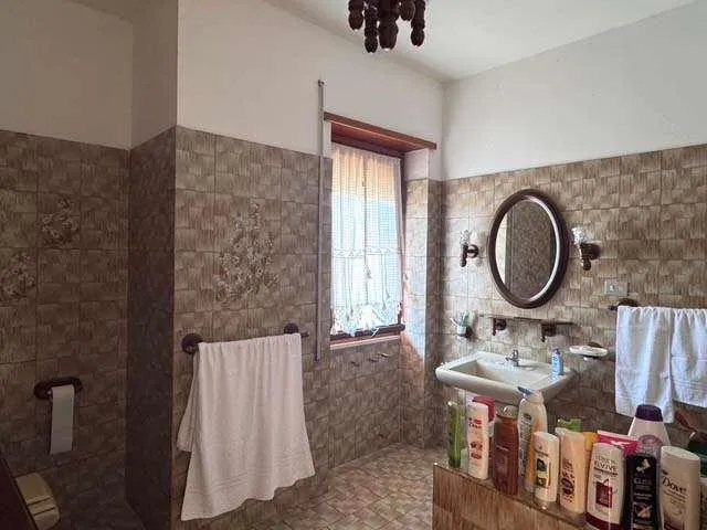 Salles de bain - Bifamiliar Villa with Panoramic Terrace in Siniscola
