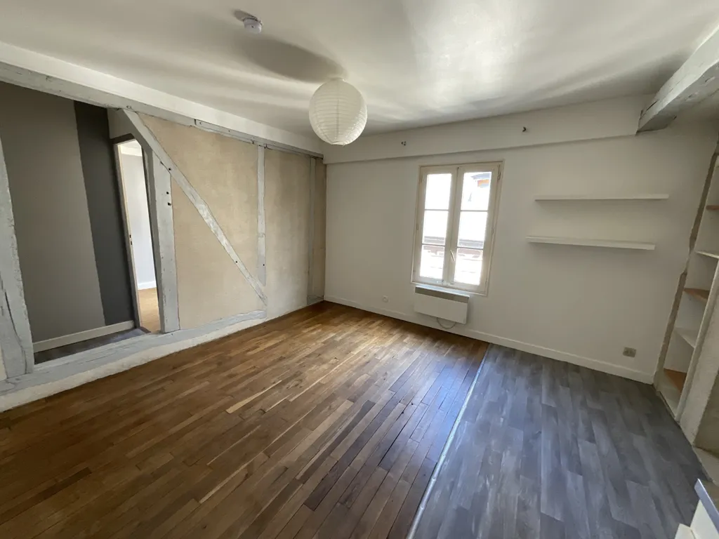 Pièces - Appartement Charmant au Centre Historique de Bourges