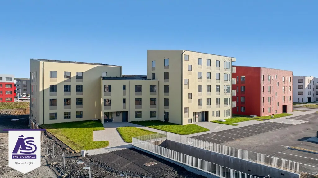 Esterno - New 2-4 Bed Apartments with Elevator in Skarðshlíð
