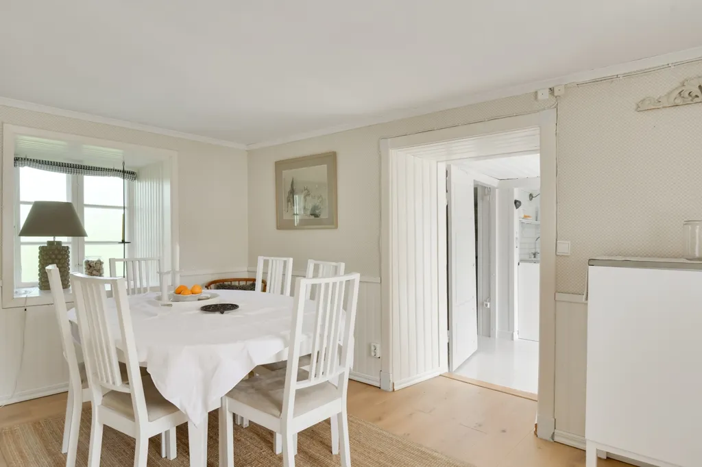 Söögituba - Charming Gotland House with History in Othem