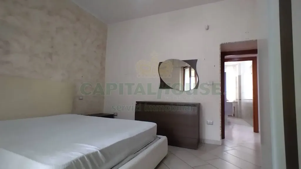Magamistoad - Armed Two-Bedroom Flat with Balcony in Capua