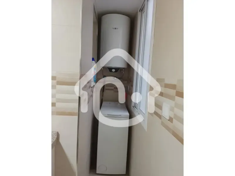 Vannitoad - Student Flat with Terrace in Ciudad Jardín