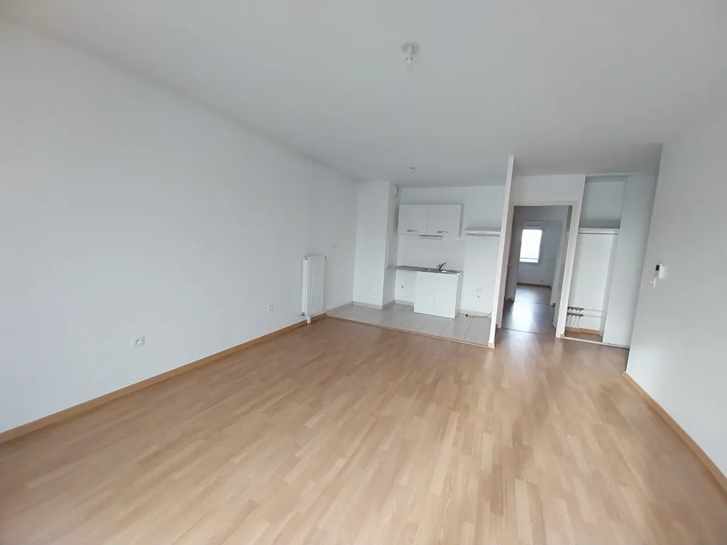 Elutuba - 3-Bed Apartment with Terrace in Sainte Luce