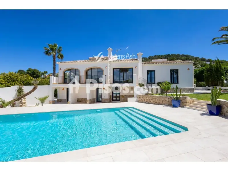 Bassein - Renovated Villa with Pool in Jávea