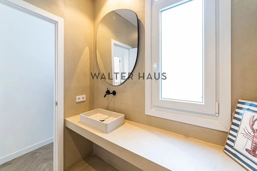 Vannitoad - Penthouse with East-Facing Terrace in Chamberí