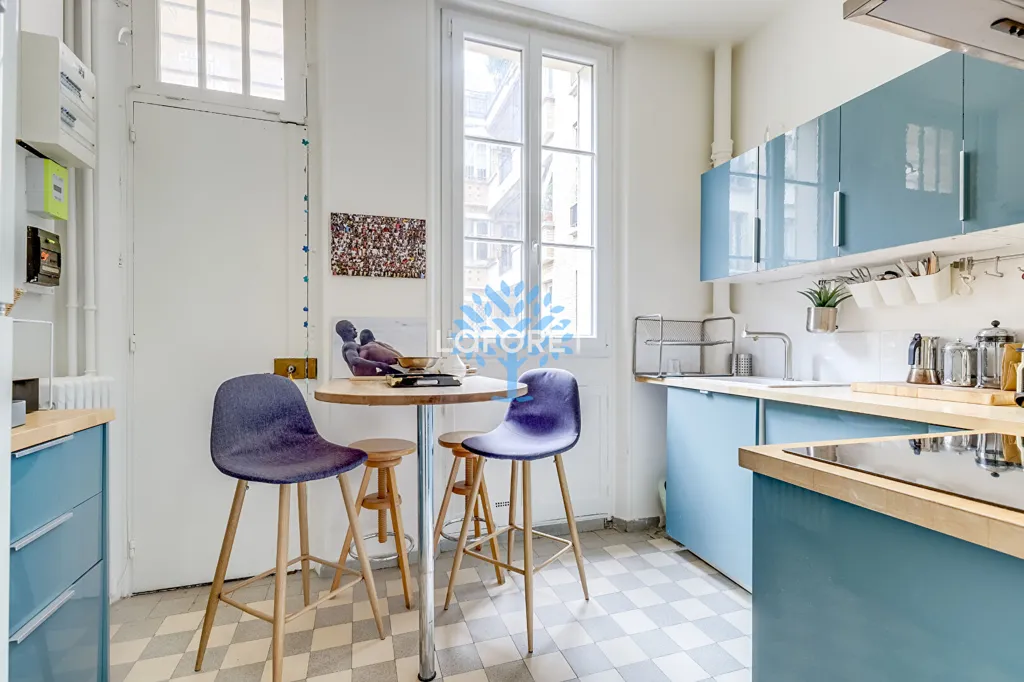 Köök - 2-Bedroom Parisian Flat with Balcony