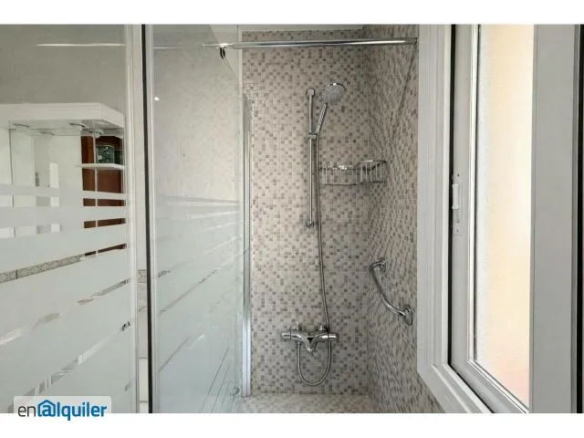 Vannitoad - Shared Flat with Modern Decor in Latina