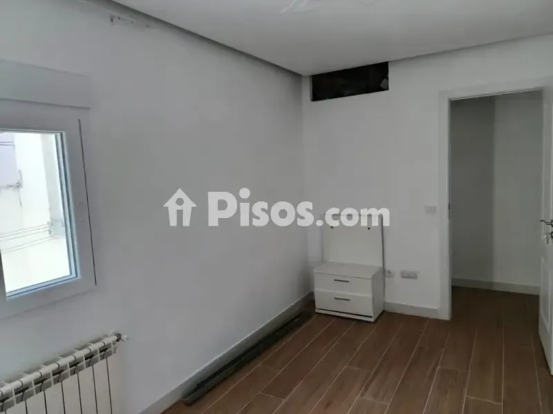 Chambres - Fully Furnished Flat with Ascensor in Latina