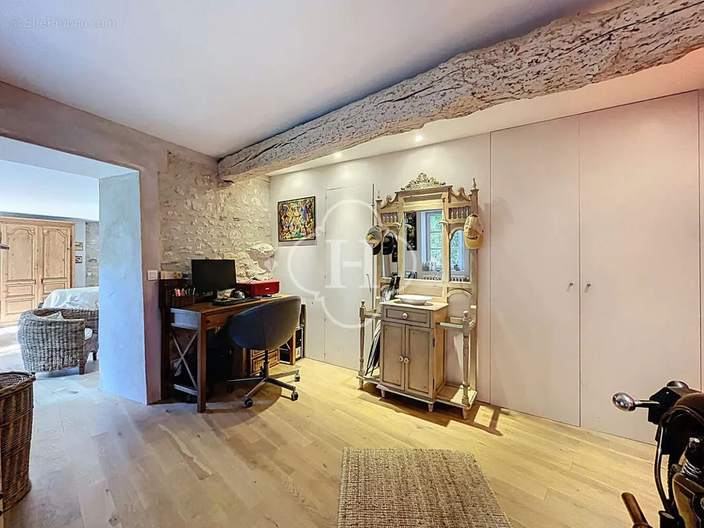 living_room