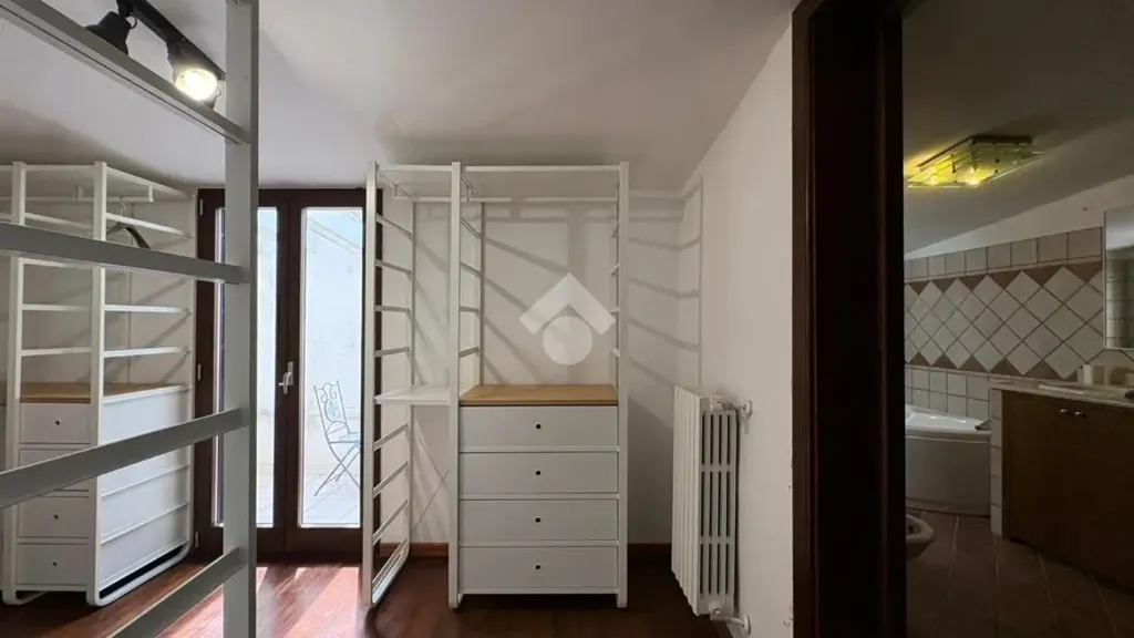 closet_dressing