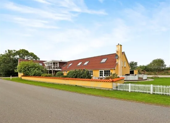Välivaade - Historic Villa with Large Garden in Pandrup