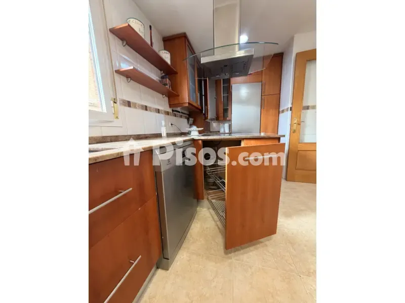 Cuisine - Duplex with Terraces in Central Location