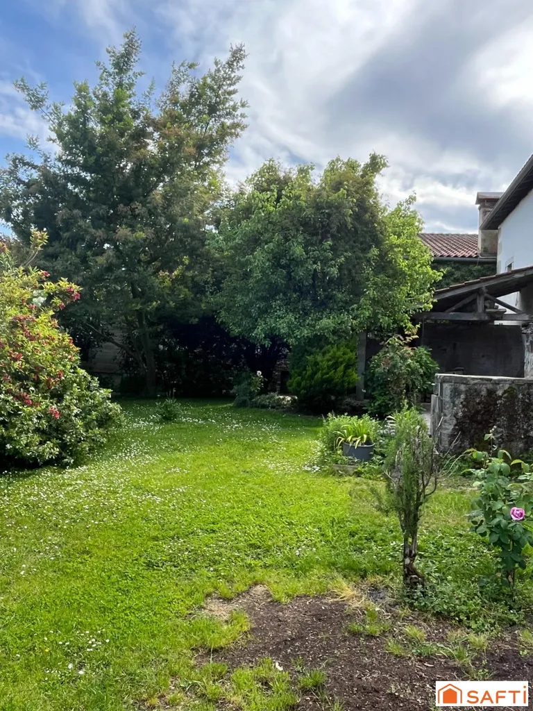 Jardin - Maison de Charme avec Vue Montagne à Ostabat-Asme