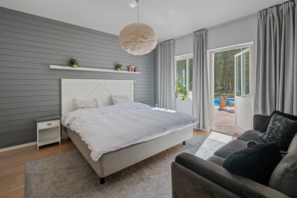 Schlafzimmer - Spacious Bungalow with Pool in Ljungskogen