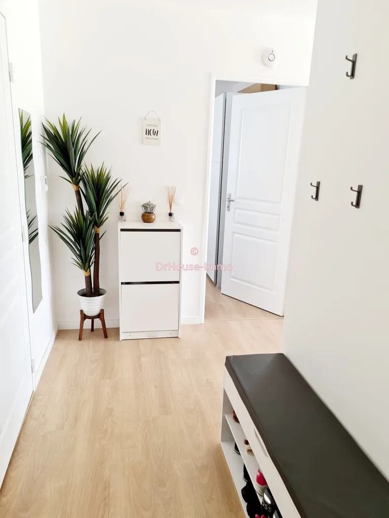 Entrée - Duplex avec Terrasses et Vue sur Parc à Champs-sur-Marne
