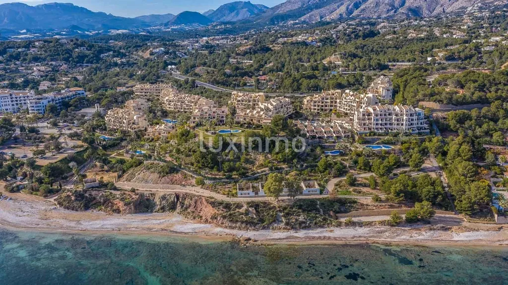 Modern Ground Floor Flat with Sea View in Altea