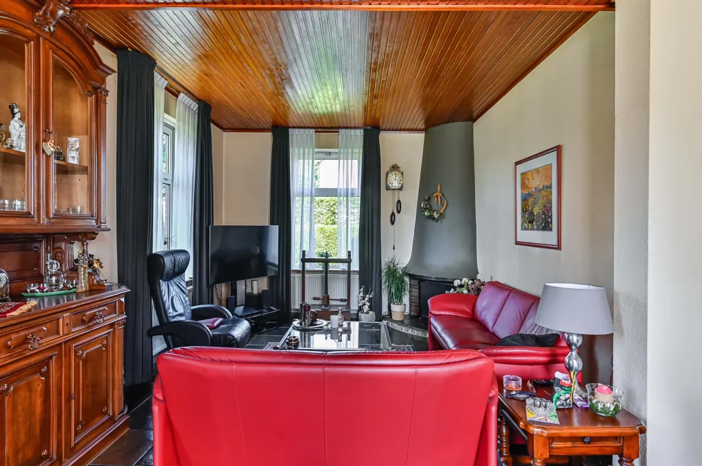 Séjour - Free-Standing Business House with Workshop in Venlo