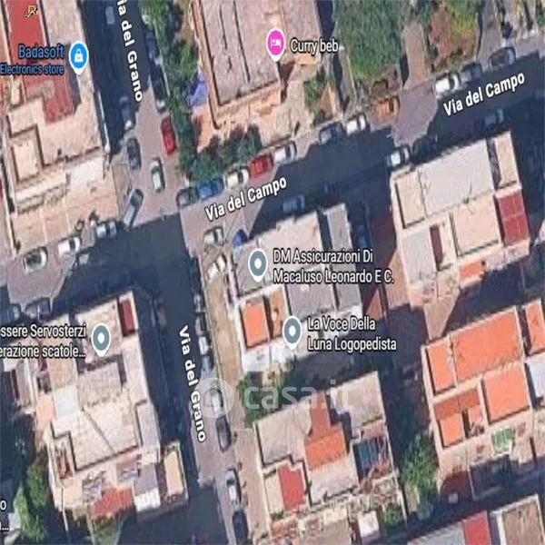 Three-Bedroom Apartment with Balcony in Rome