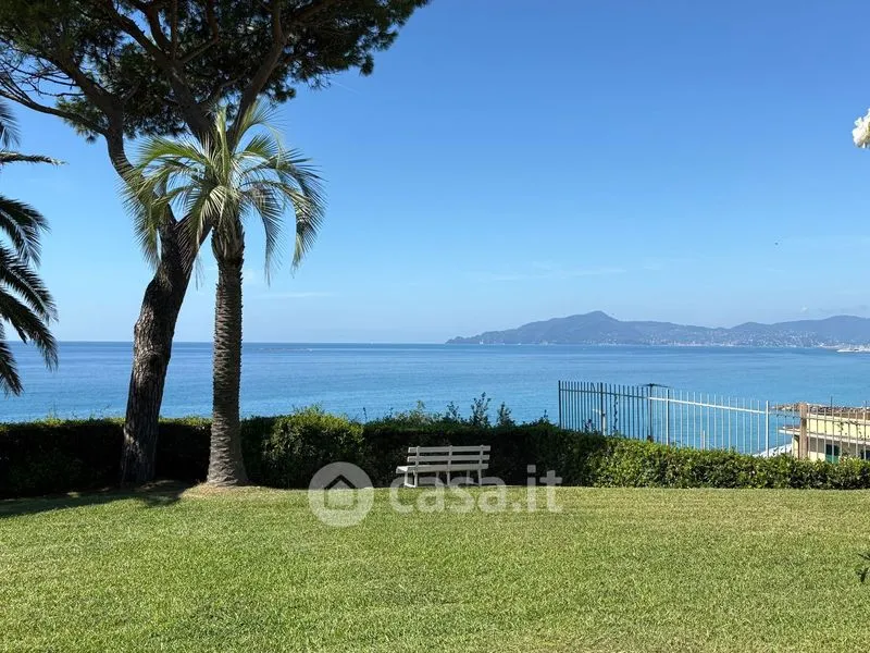 Aed - Attico with Sea View in Lavagna