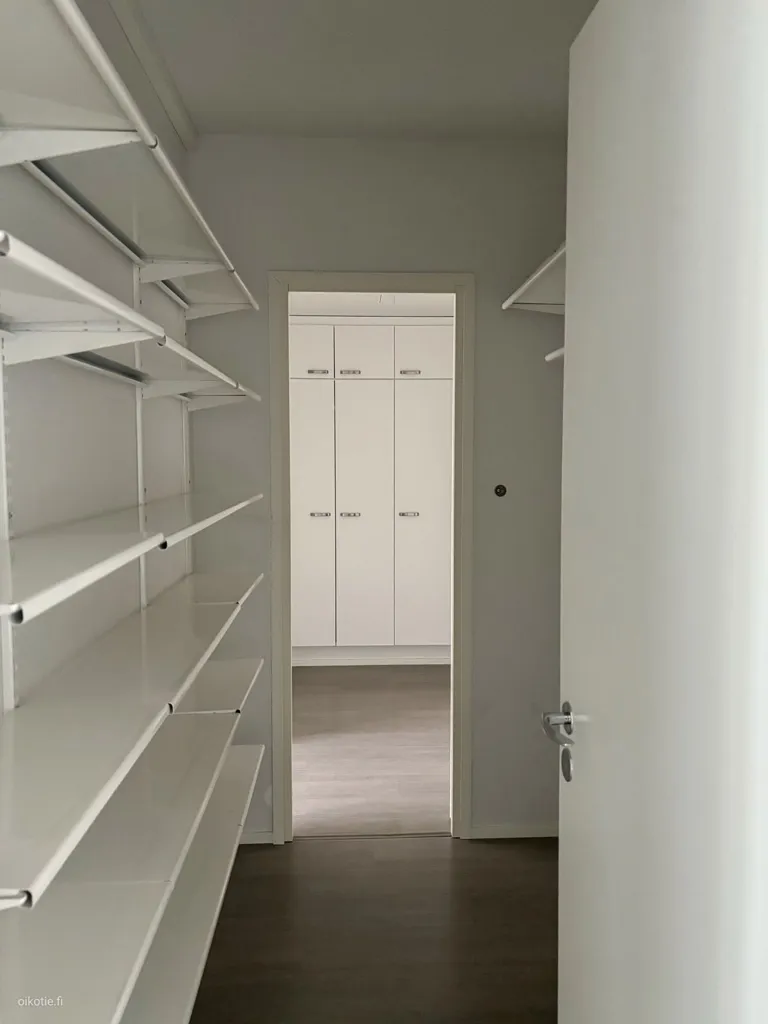 Pièces - Bright Apartment with Balcony in Länsimäki, Vantaa