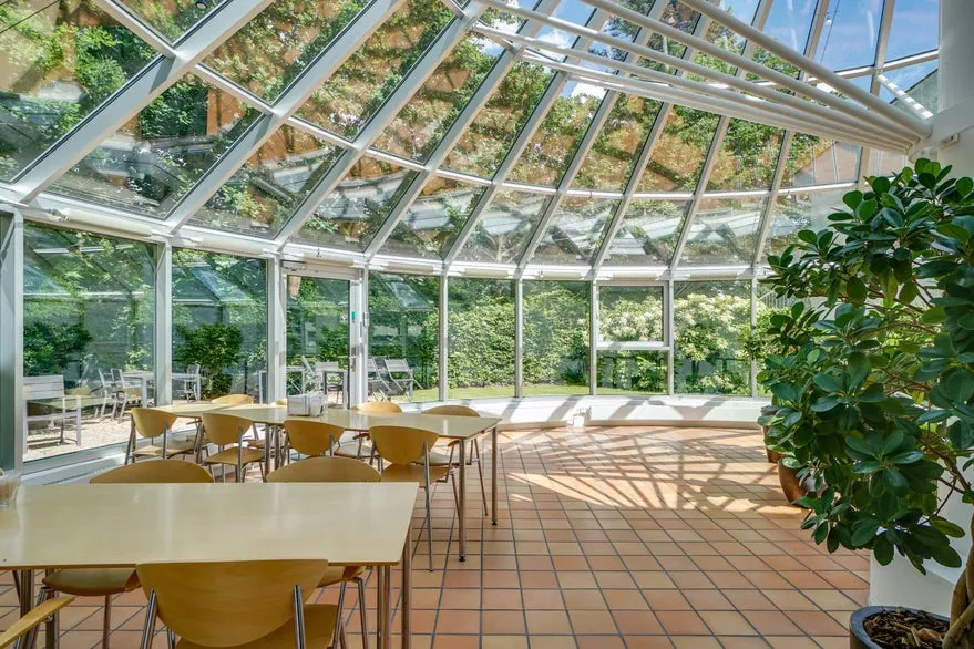 Terrasse - Office Space with Green Area in Kongevejen