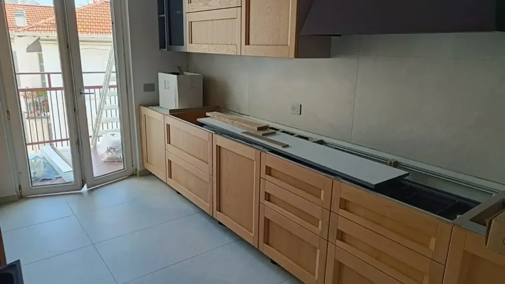 Köök - Fully Furnished Apartment with Balconies in Como