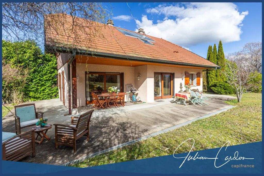 Terrasse - Maison d'Architecte avec Terrasse à Cuvat
