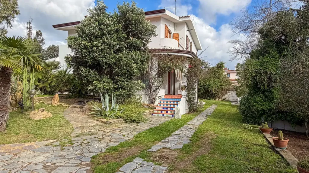 Giardino - Villa with Private Garden in Irgoli