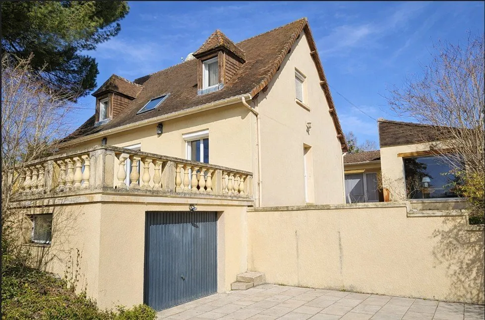 Välivaade - Exceptional House with Pool near Périgueux