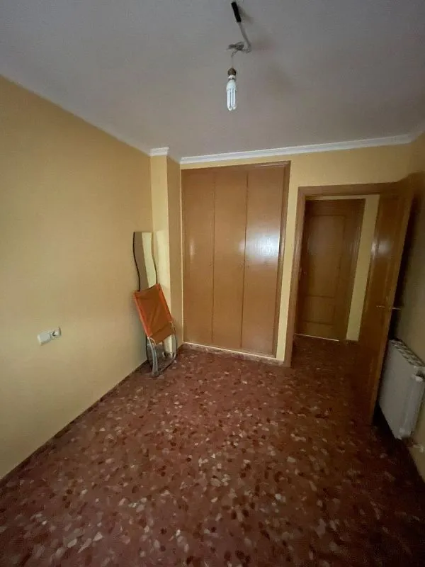 Pièces - Furnished Flat with Balcony in Valencia
