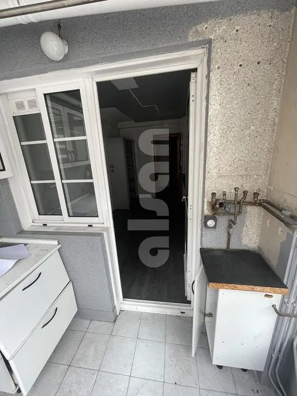 Cuisine - Apartment with Large Windows in Vigo