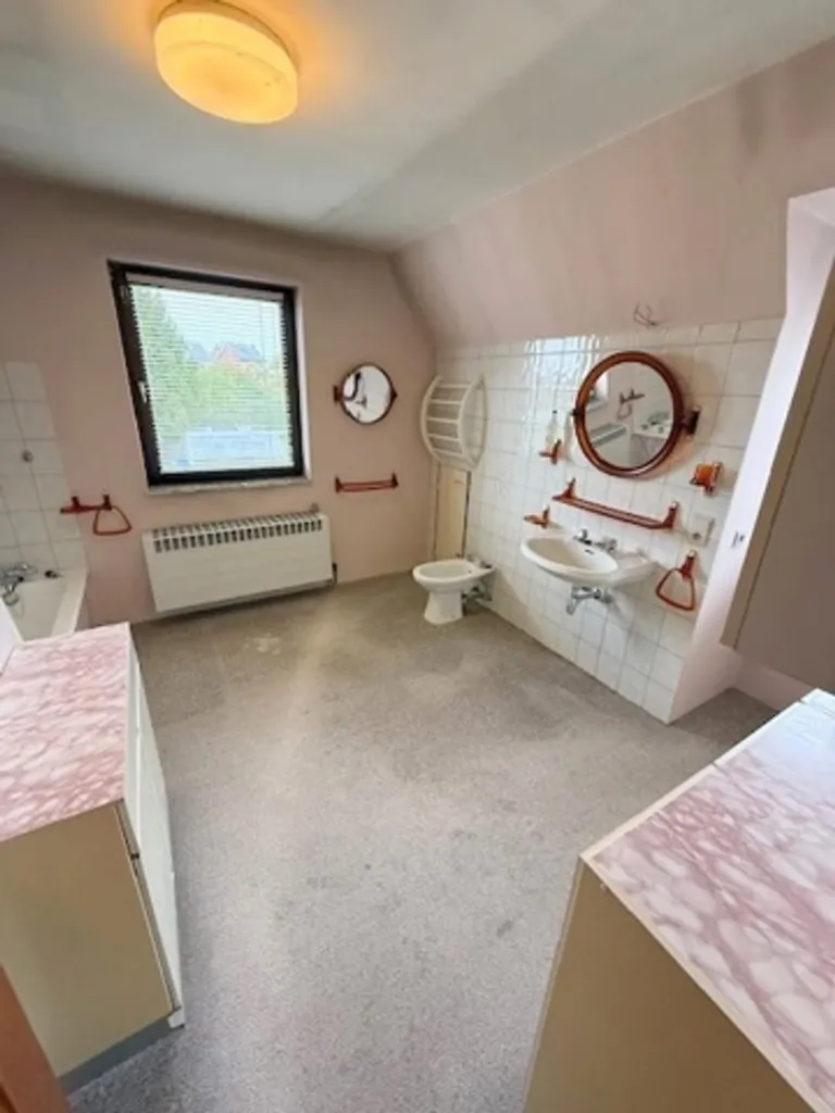 Vannitoad - Villa with Garden and View in Namur Vedrin