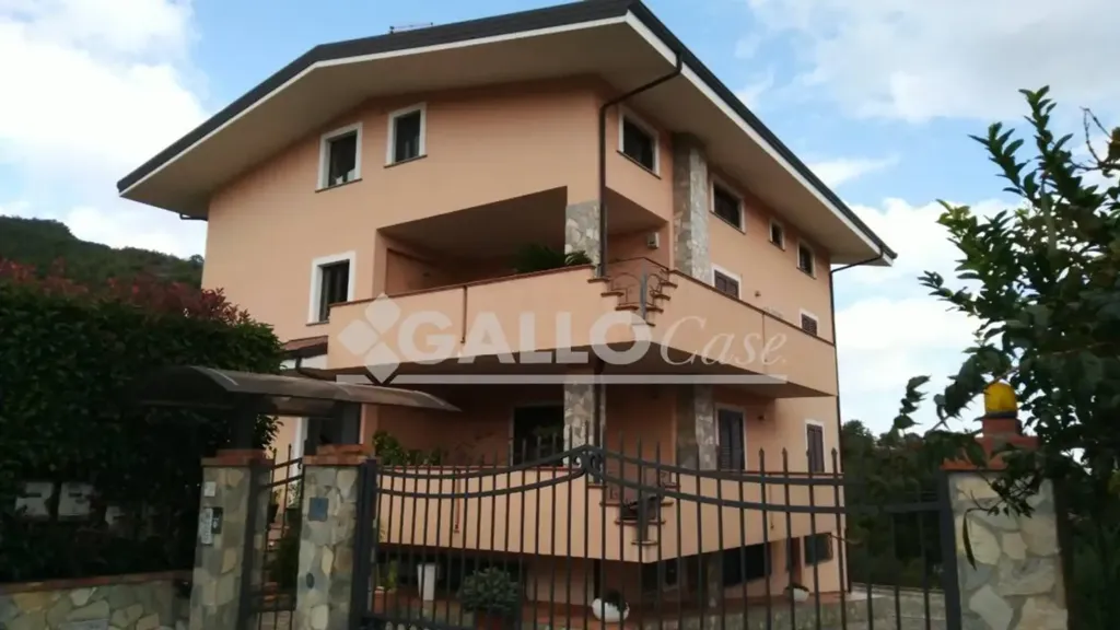 Extérieur - Multi-Unit Villa with Terraces in Marano Marchesato