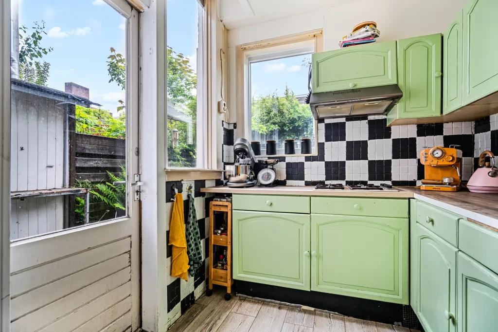 Kitchen - Characterful Detached House with Garden in Leiden