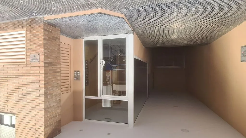 Esik - T2 Apartment with Garage in Doctor Dachs
