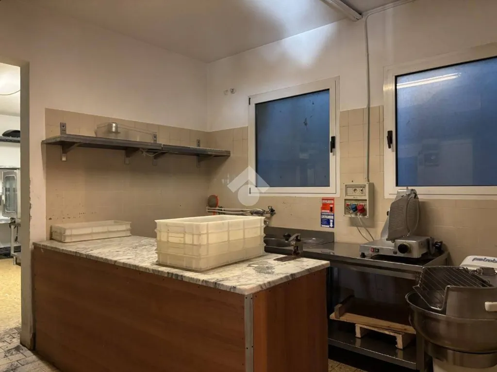 Cuisine - Commercial Complex with Restaurant in Artegna