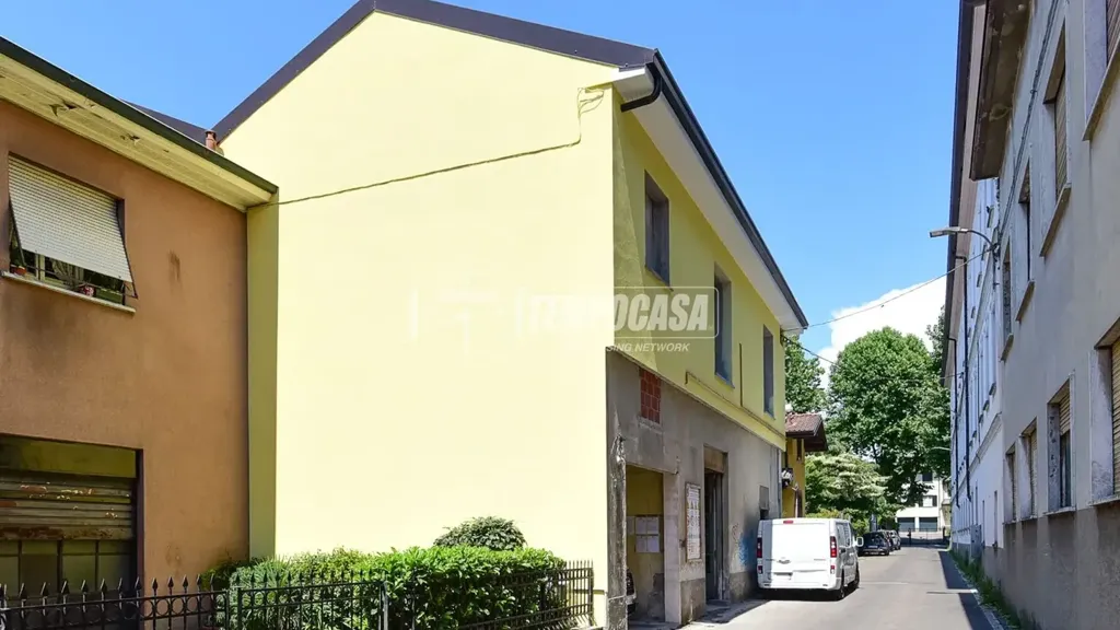 Välivaade - New 4-Bedroom Apartment with Terrace in Cantù