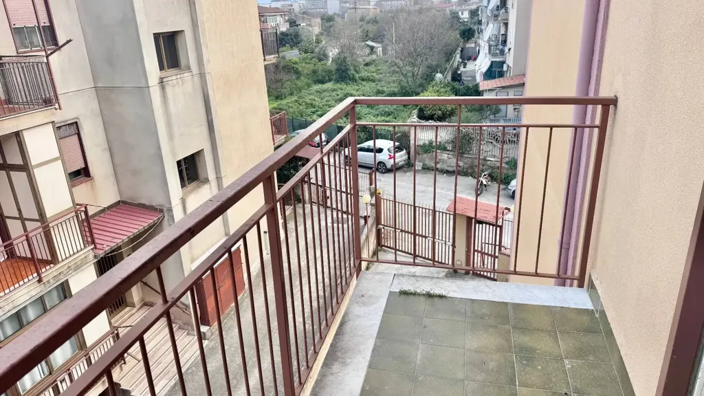 Rõdu - 3-Bedroom Apartment with Balcony in Palermo